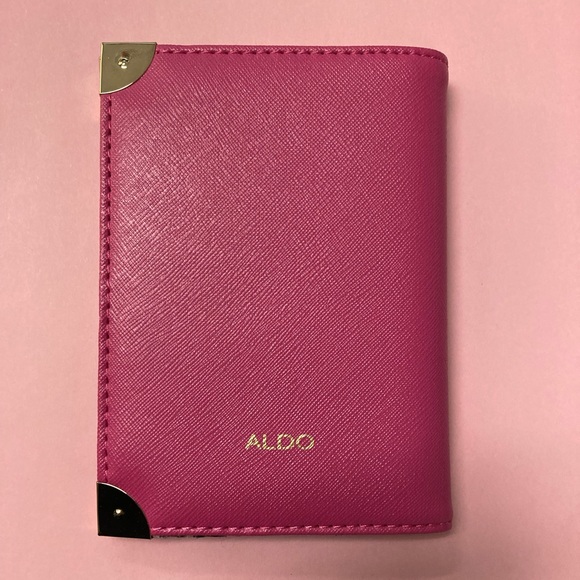 Aldo Passport Cover ✨ - Picture 2 of 4